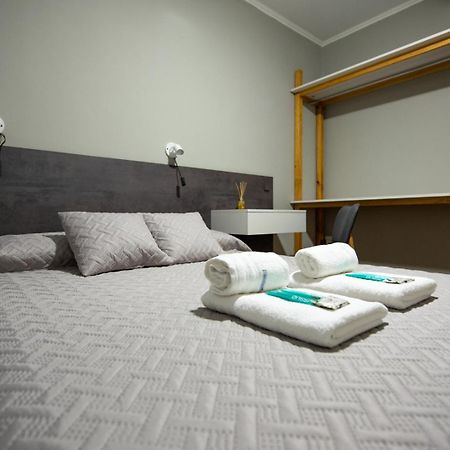 Hotel Simon Trenque Lauquen Zewnętrze zdjęcie