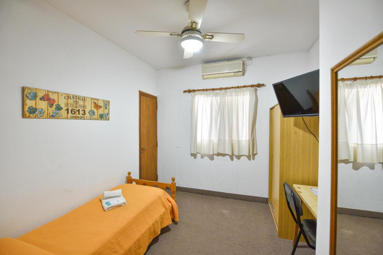Hotel Simon Trenque Lauquen Zewnętrze zdjęcie