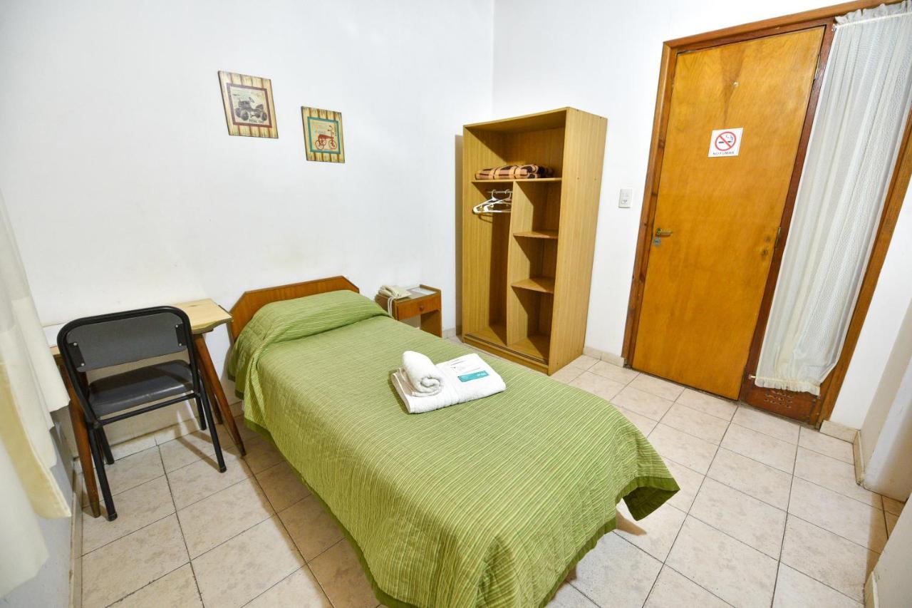 Hotel Simon Trenque Lauquen Zewnętrze zdjęcie