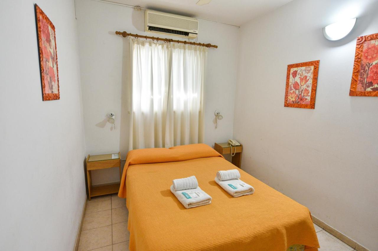 Hotel Simon Trenque Lauquen Zewnętrze zdjęcie