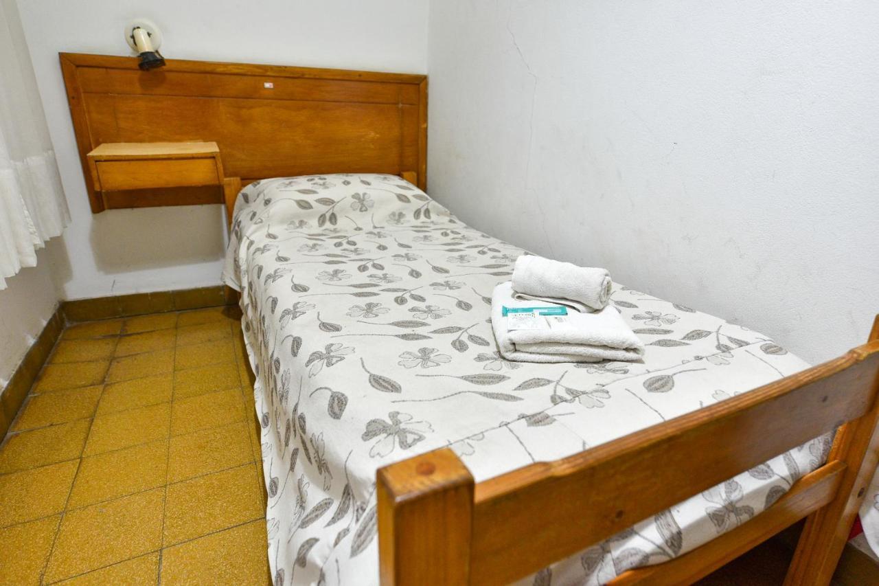 Hotel Simon Trenque Lauquen Zewnętrze zdjęcie