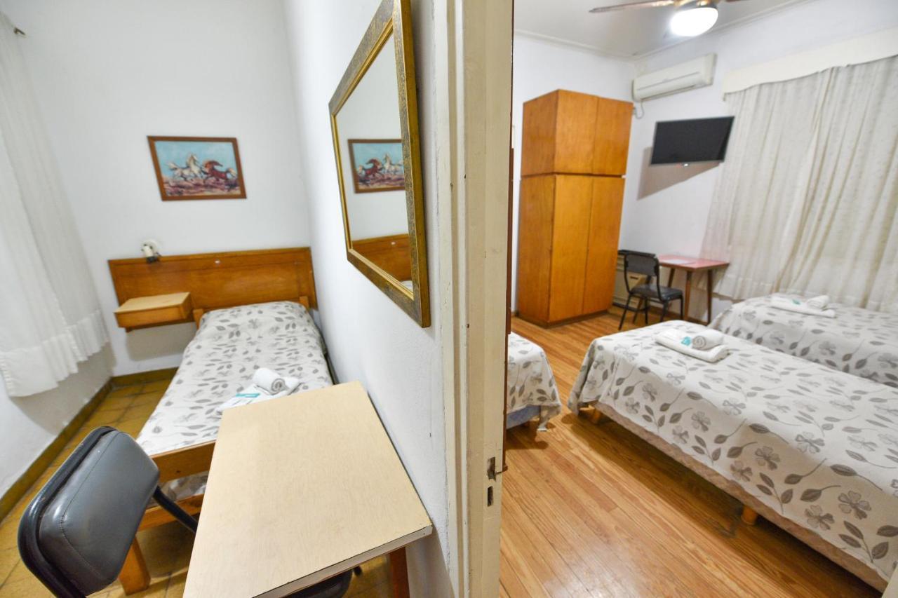 Hotel Simon Trenque Lauquen Zewnętrze zdjęcie