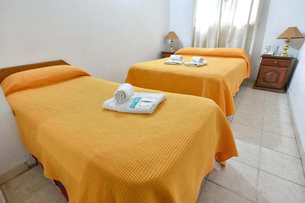 Hotel Simon Trenque Lauquen Zewnętrze zdjęcie